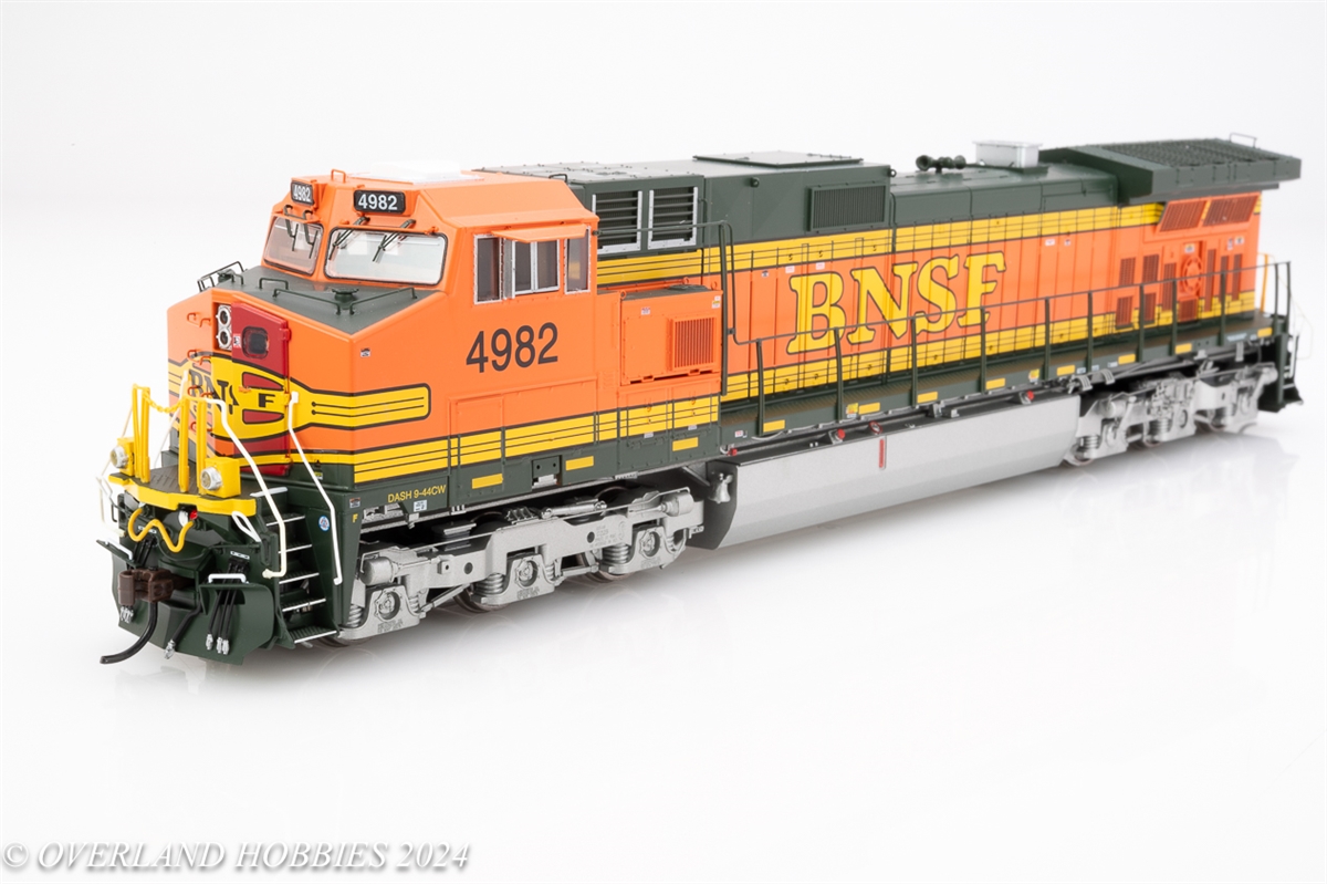 Dash 9-44CW (DCC & Sound): BNSF #4982 | Athearn Genesis